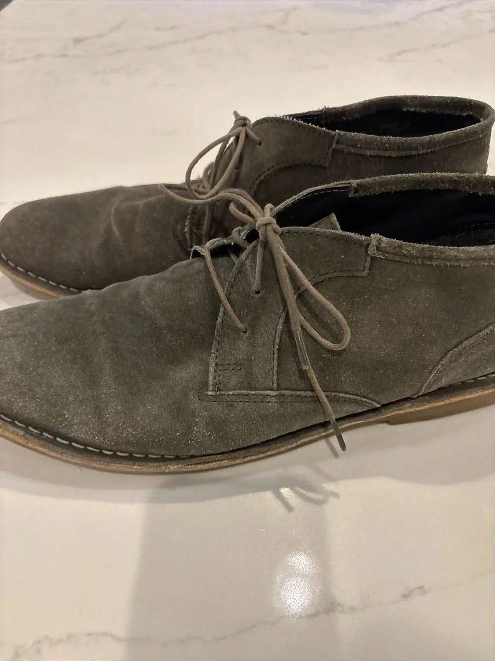 Kenneth Cole Reaction Olive Suede Chukka Boots